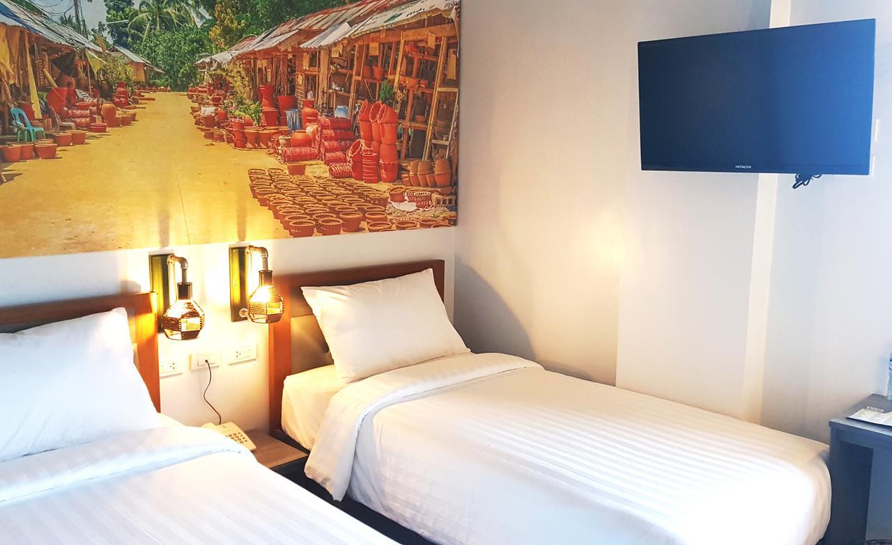 จีคิว พลาซา Hotel กาลิโบ ภายนอก รูปภาพ