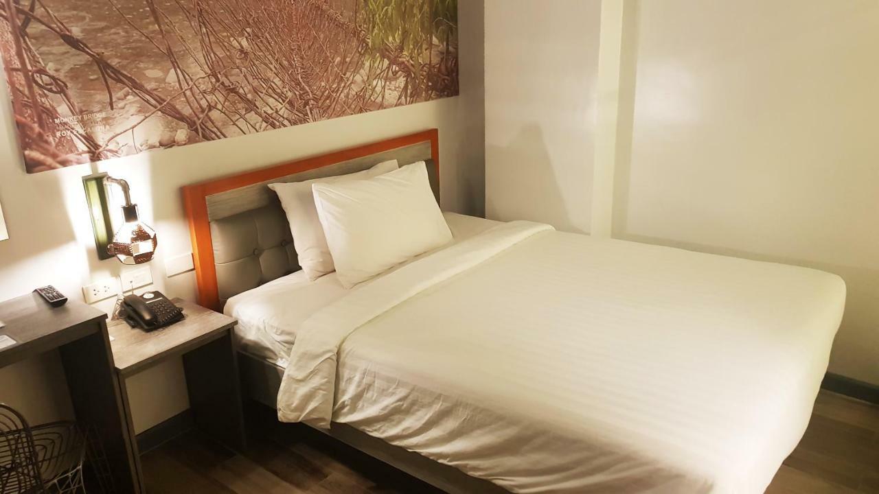 จีคิว พลาซา Hotel กาลิโบ ภายนอก รูปภาพ